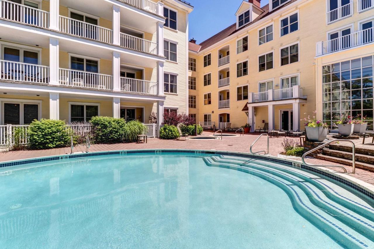 Long Trail House Condos Stratton Room photo