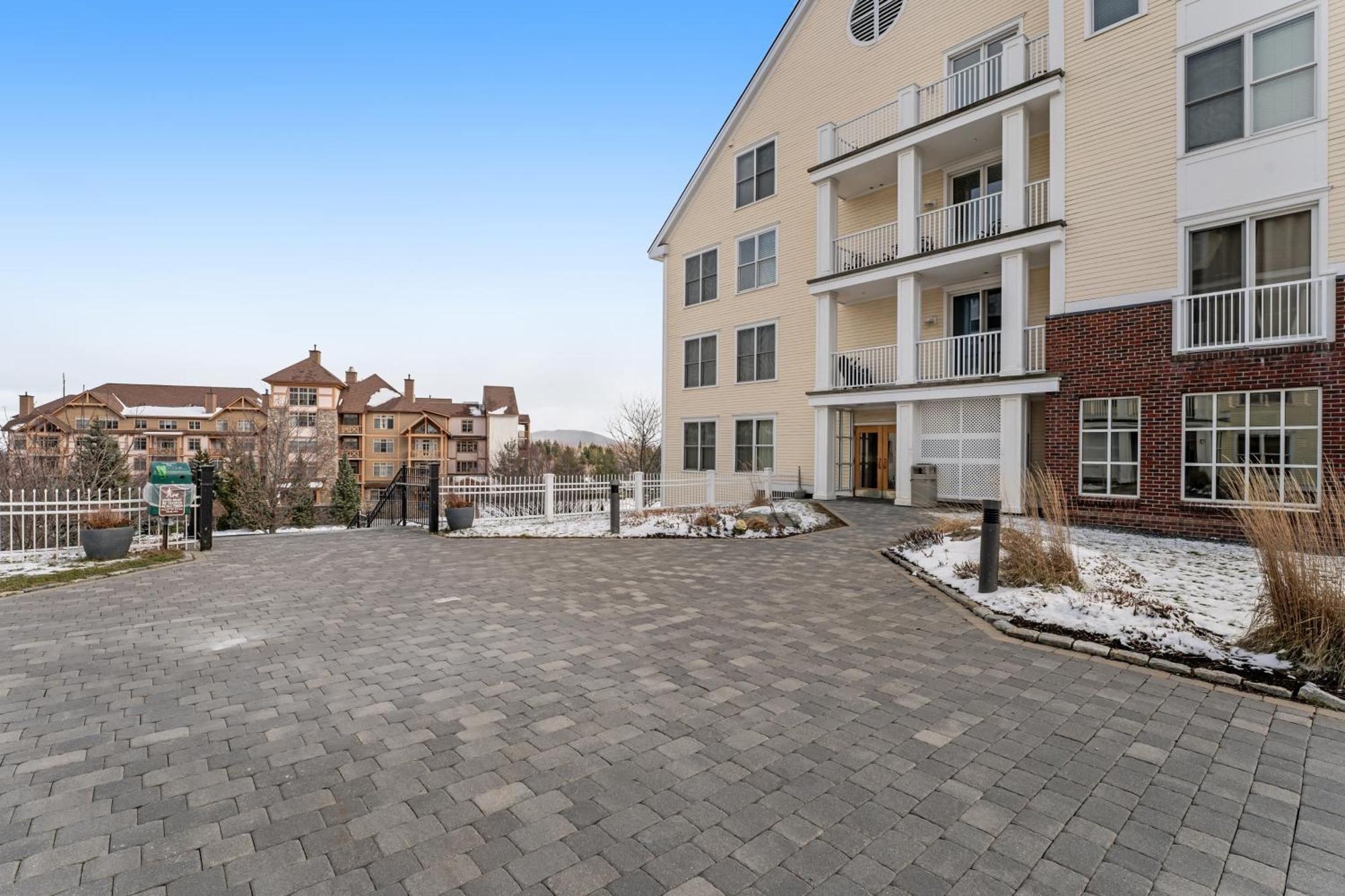 Long Trail House Condos Stratton Room photo
