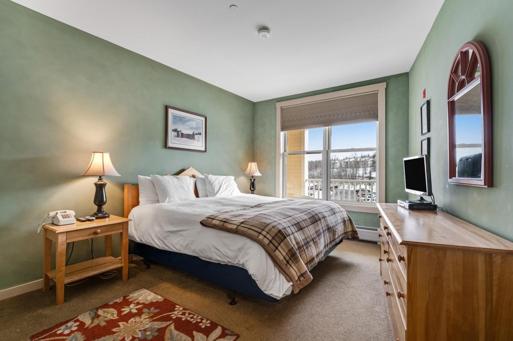 Long Trail House Condos Stratton Room photo